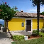 Heavenly House By The Sea *
