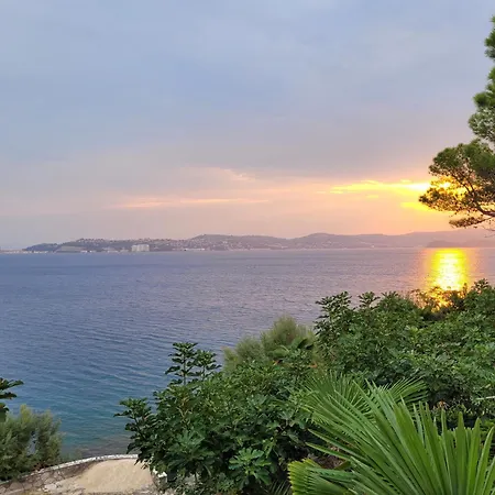 Heavenly House By The Sea *