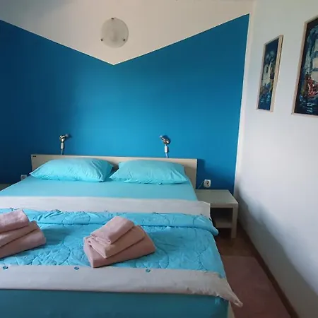 Holiday home Heavenly House By The Sea